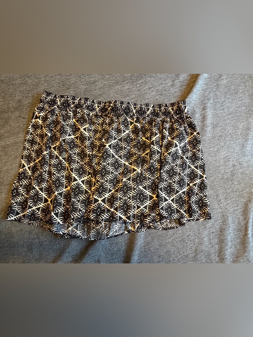 Old Navy Black and White Mini Skirt